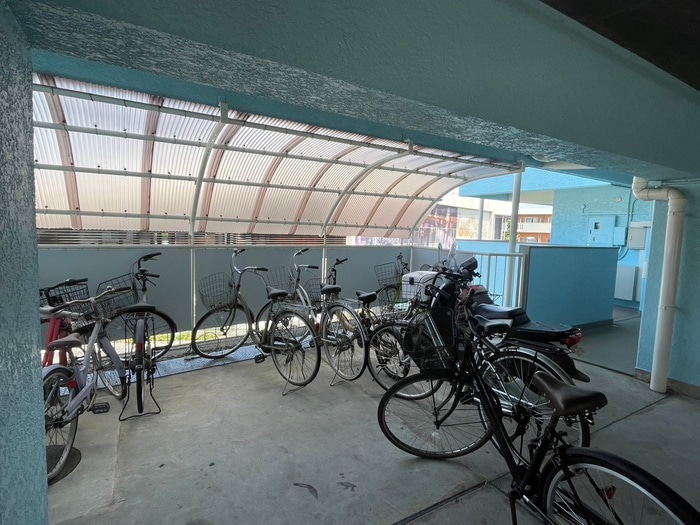 駐輪場 スカイル白川