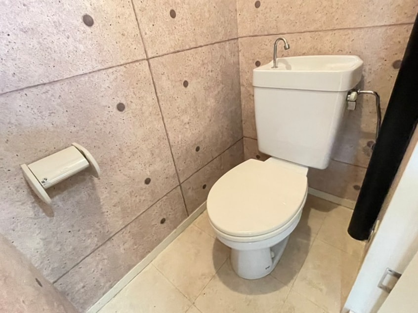 トイレ スカイル白川