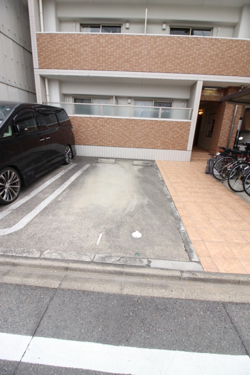駐車場 ラ・ヴィアンパレスⅡ