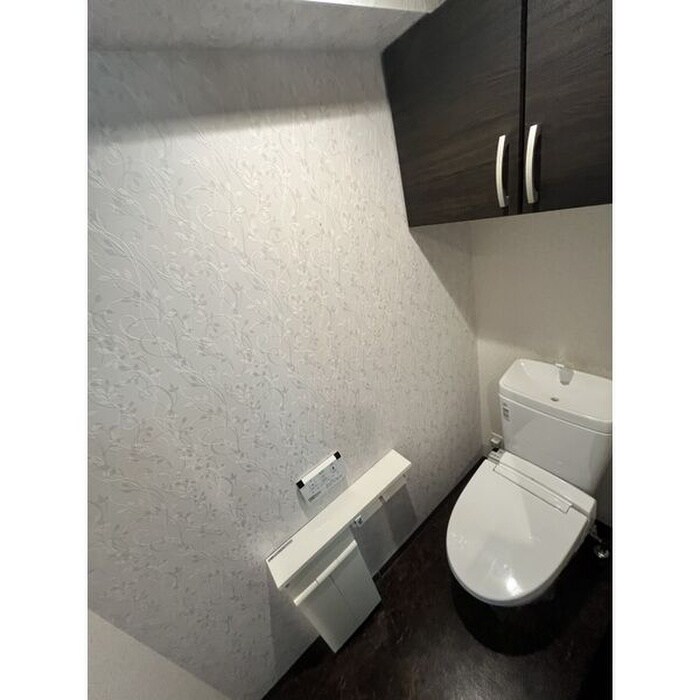 トイレ フローラ草平