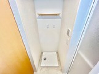 洗濯機置場 シャトールボア