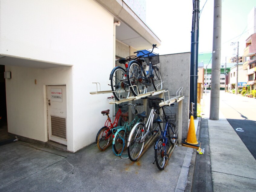 駐輪場 Chateau＆HotelMeieki-Minami1St