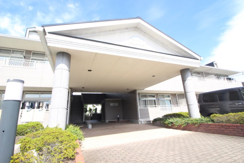 エントランス部分 メゾン・ドゥミエ－ル