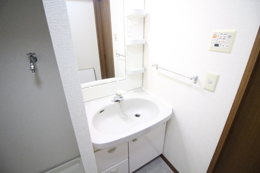 洗面 メゾン・ドゥミエ－ル