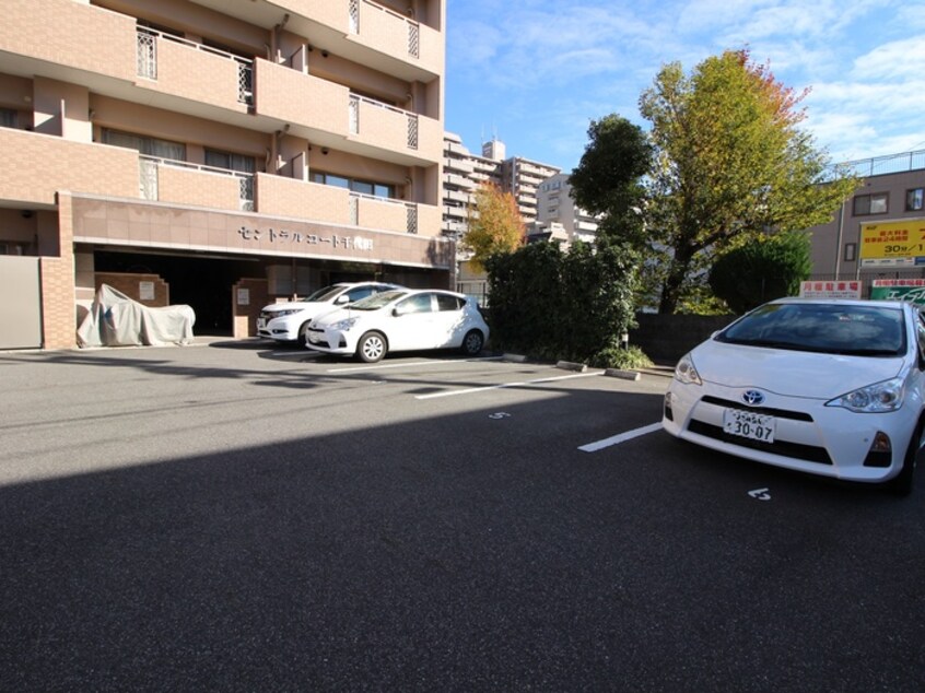 駐車場 セントラルコ－ト千代田