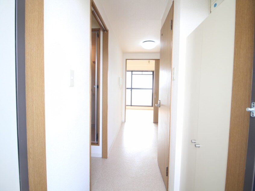 玄関 びいⅣ植田