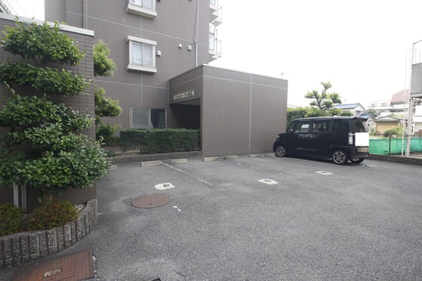 駐車場 パラシオン・サン鳥見