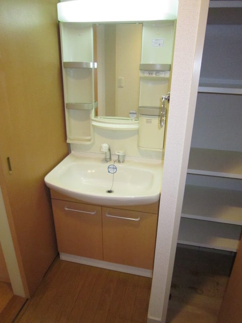 洗面 パラシオン・サン鳥見