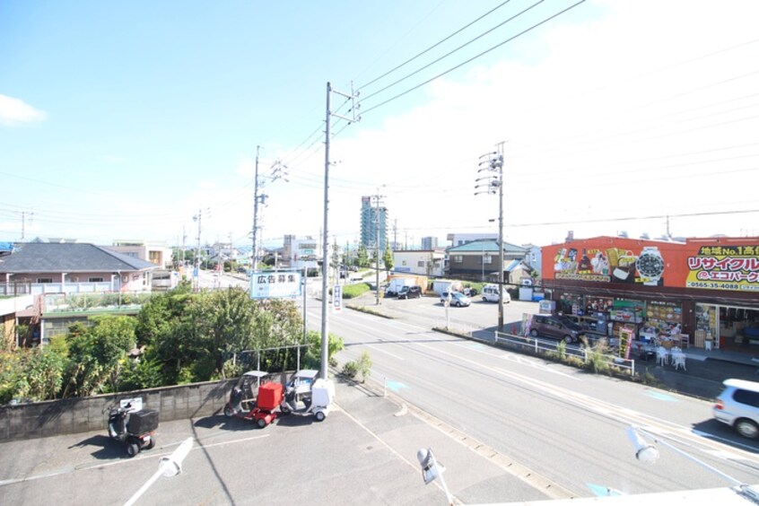 室内からの展望 高見ビル