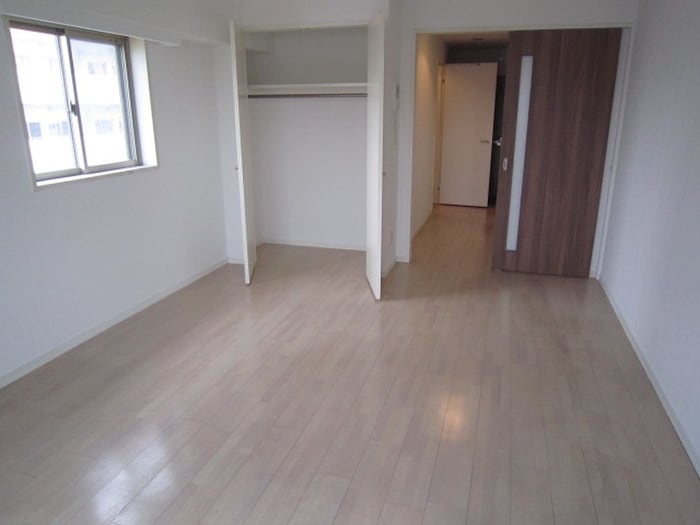 居室 ルーエ白川公園