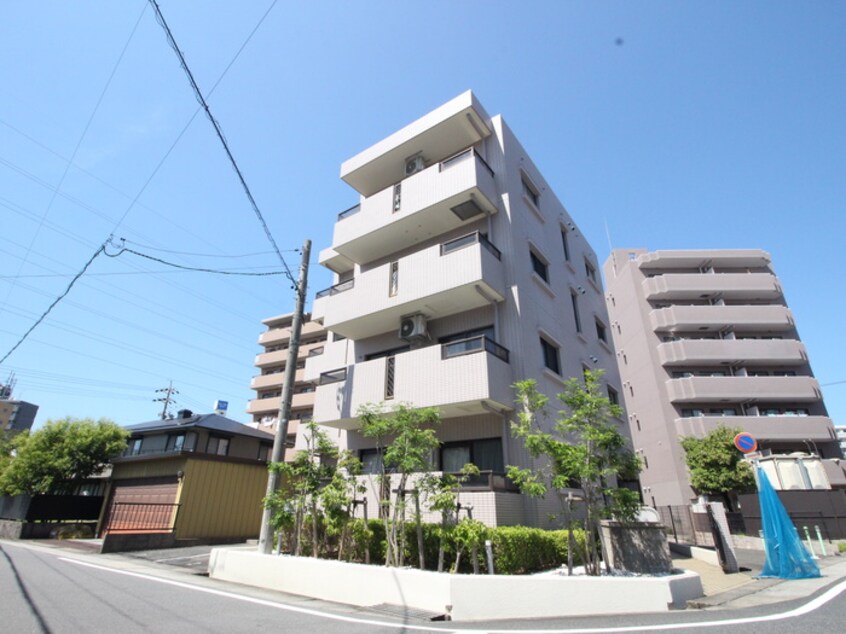 外観写真 ファミール原