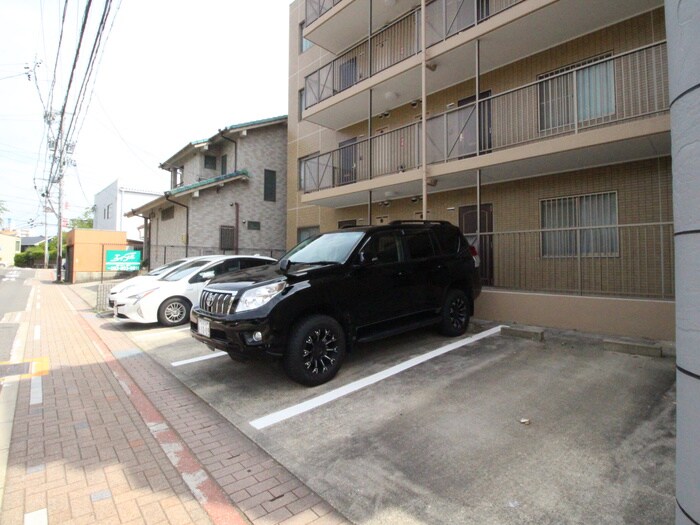 駐車場 ハピネス植田南