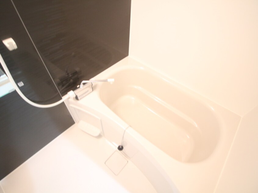 バス／シャワールーム等 storia日比野