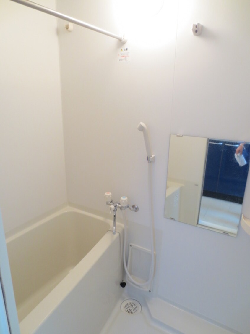 バス／シャワールーム等 ルラシオン阿由知通