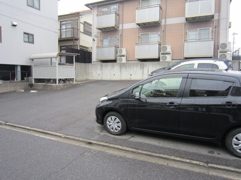 駐車場 パセオ稲生