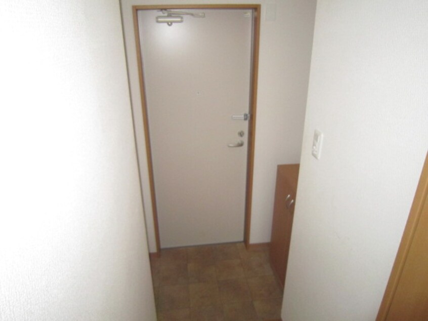 玄関 ファルダ不二ヶ丘