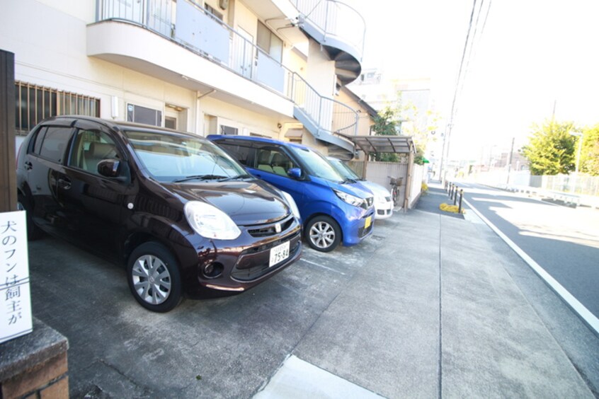 駐車場 ニュ－コ－ポ寺島