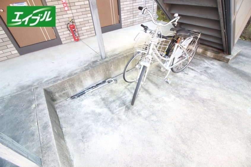 駐輪場 グランシャリオ