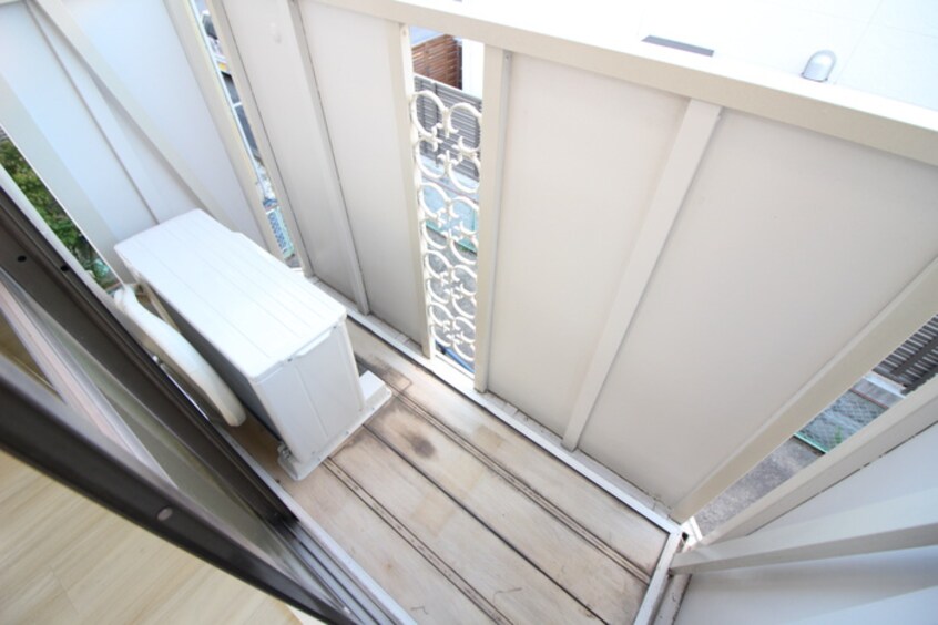 ベランダ・バルコニー クレスト岩倉