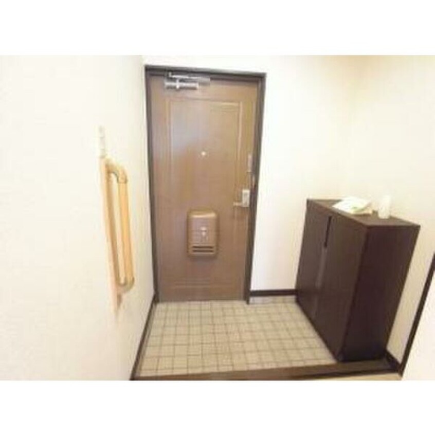 玄関 ケアンズロイヤル