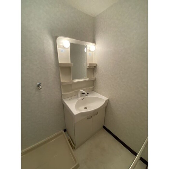 洗面 ケアンズロイヤル