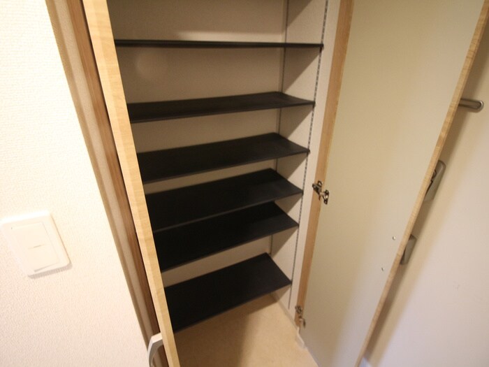 靴箱 ロイヤル山王