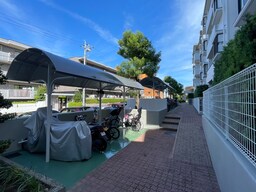 駐輪場