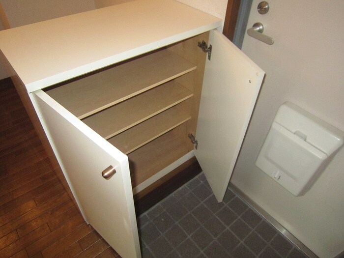 靴箱 リヴェ－ル白山