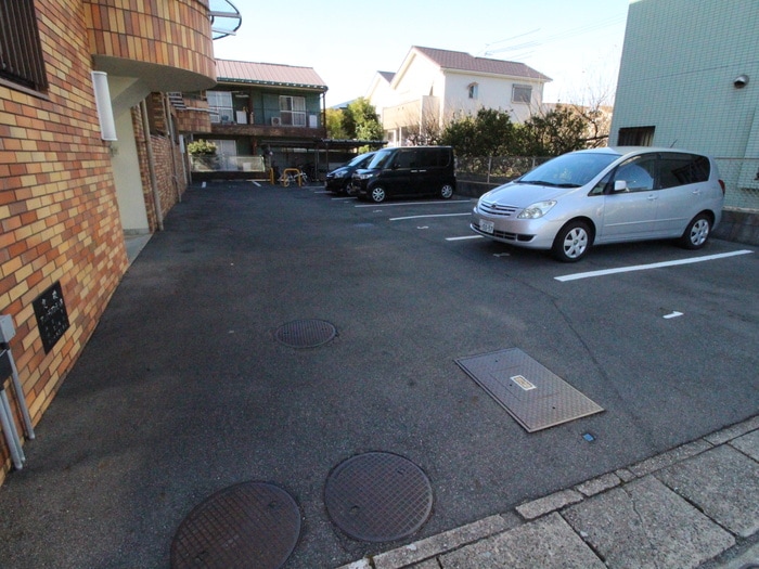 駐車場 アルカディアン元八事