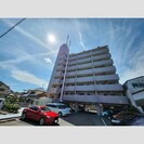 グランド三栄の外観