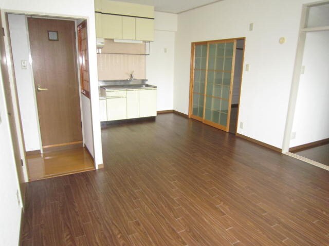 居室 グランド三栄