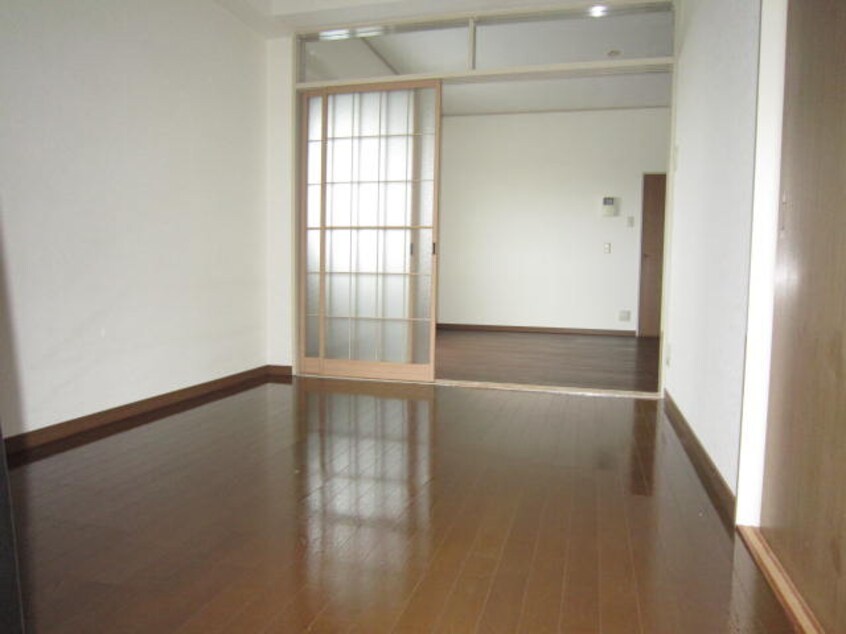 居室 グランド三栄