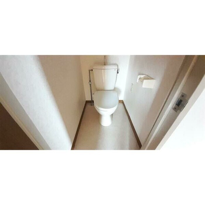 トイレ グランド三栄