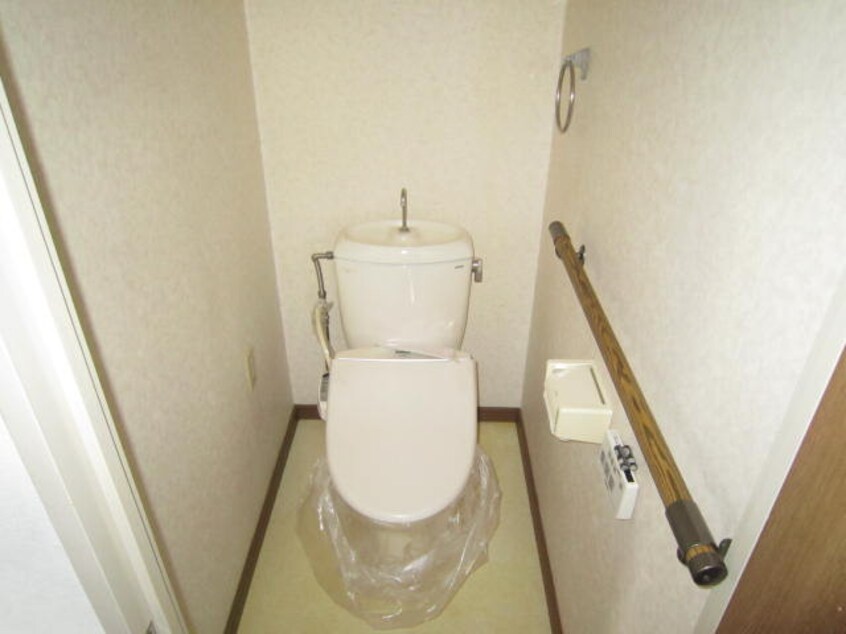 トイレ グランド三栄