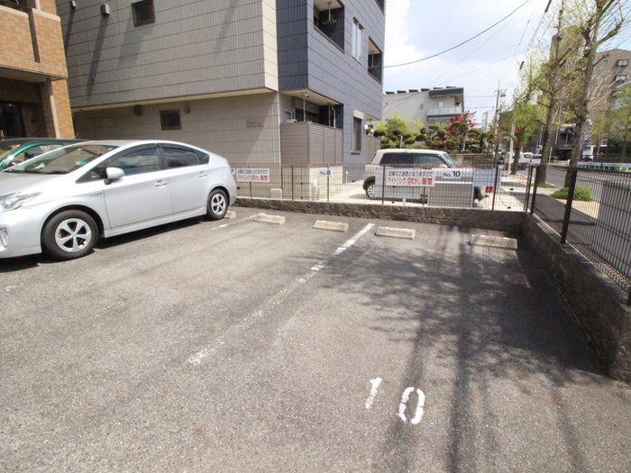 駐車場 ダノイ美崇