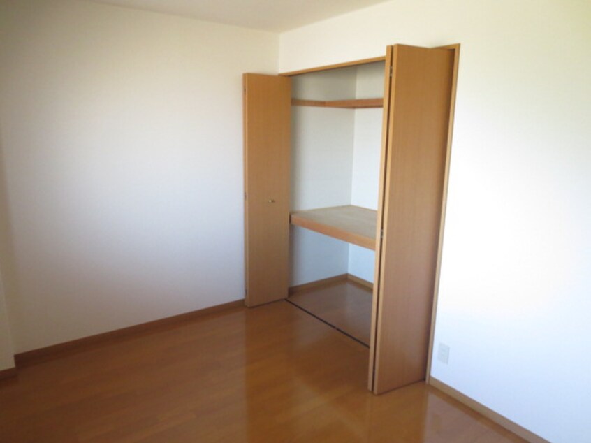 居室 オアシス荒池