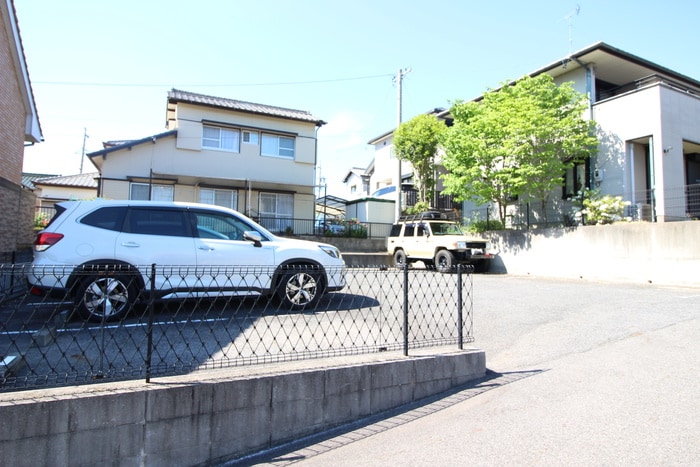 駐車場 メゾンフル－ル