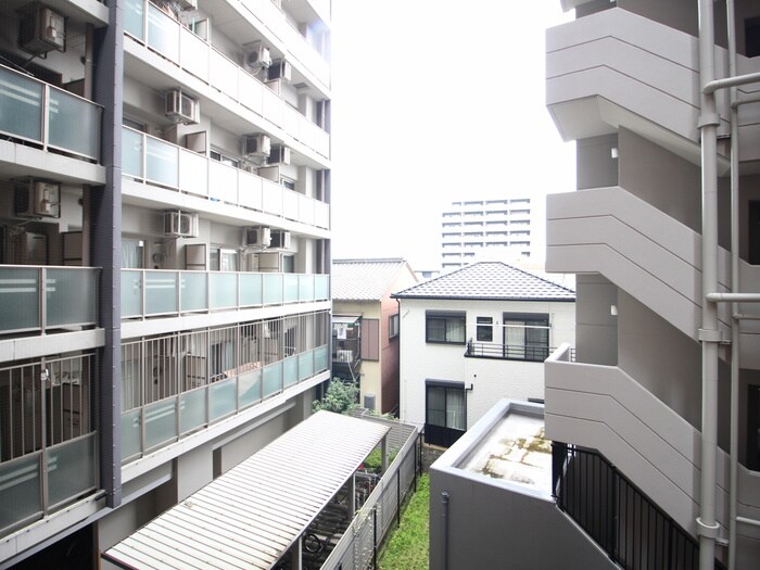 室内からの展望 名駅キクイビル