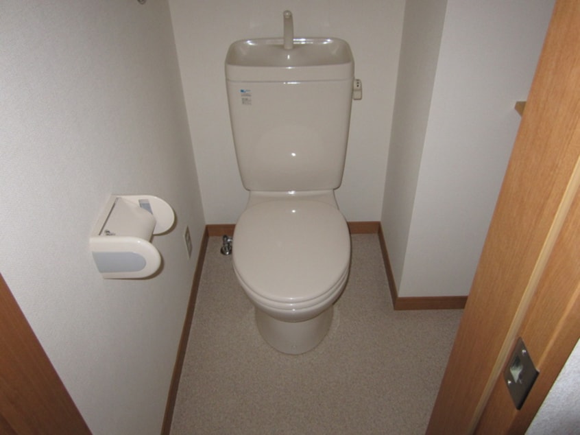 トイレ 日之出丸太コ－ポⅡ