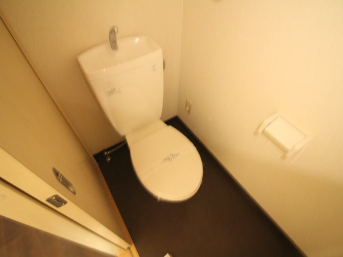 トイレ メゾンｉ本陣