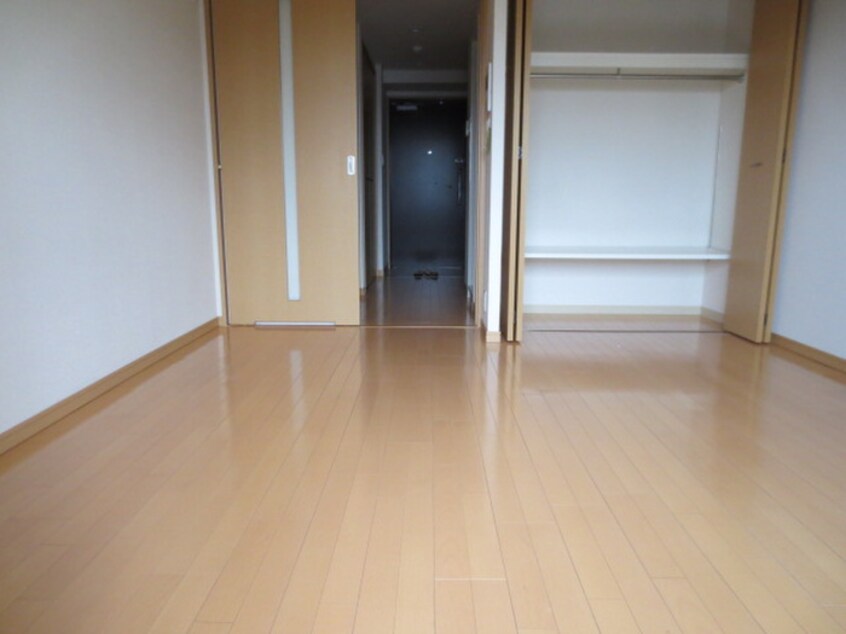 居室 ＡＸＩＳ桜通内山