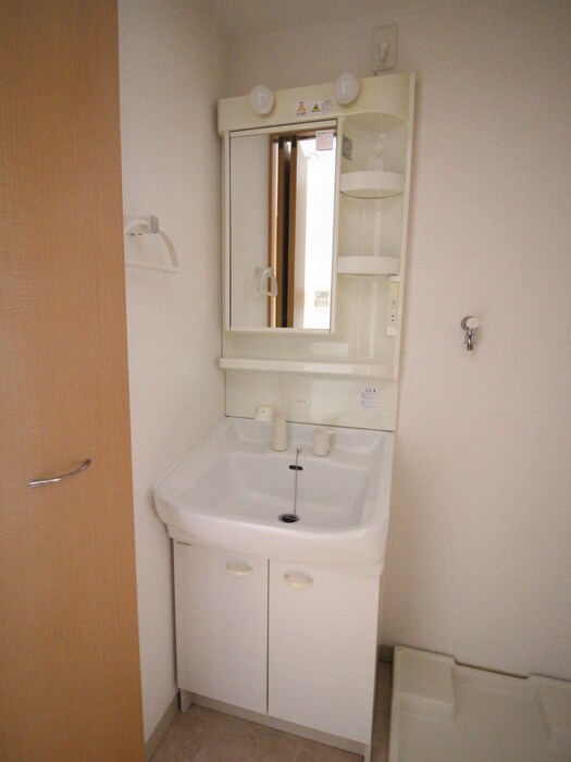 洗面 ＡＸＩＳ桜通内山