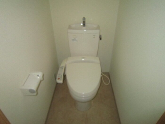 トイレ ＡＸＩＳ桜通内山