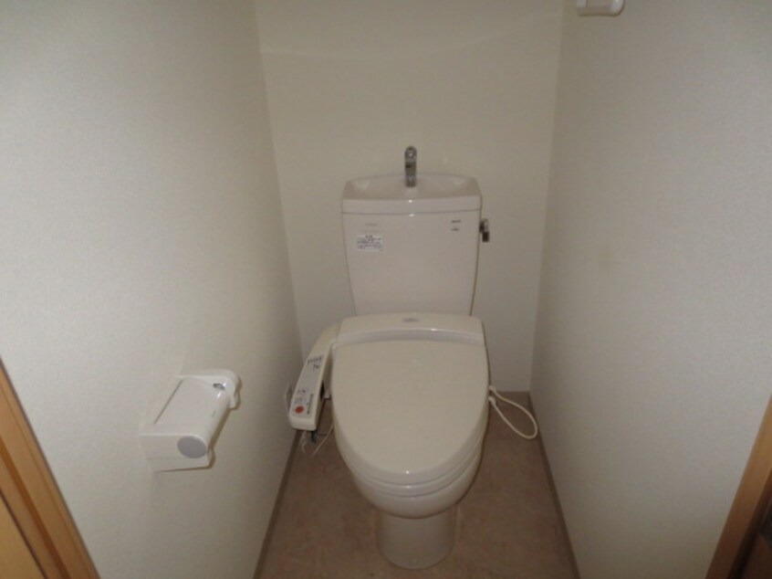 トイレ ＡＸＩＳ桜通内山