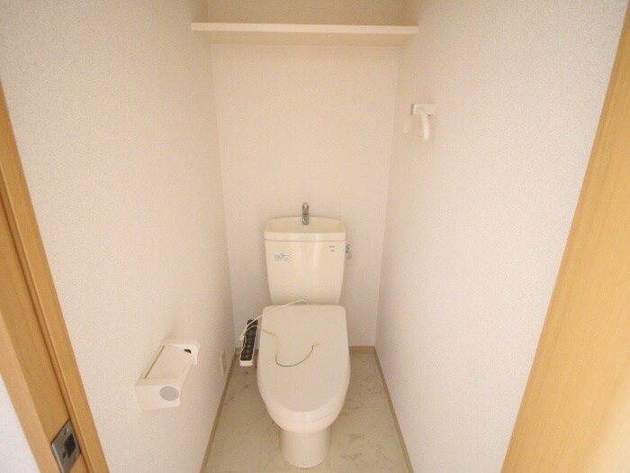 トイレ ＡＸＩＳ桜通内山