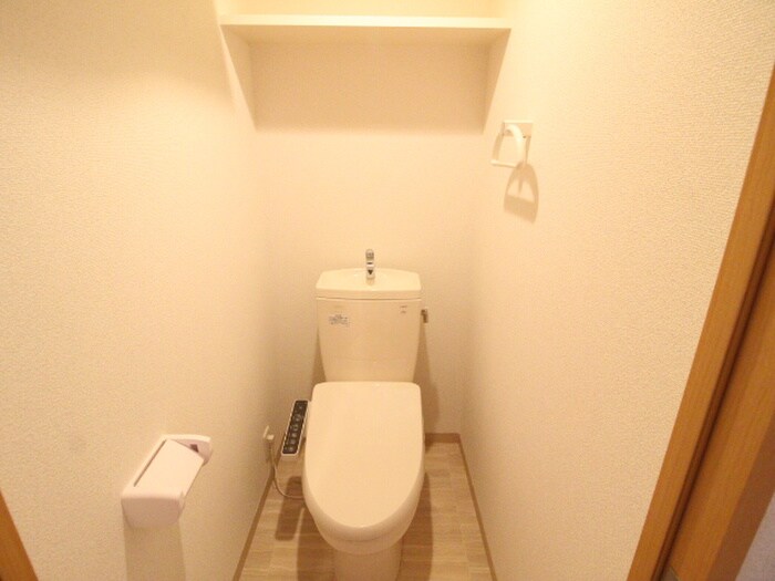 トイレ ＡＸＩＳ桜通内山