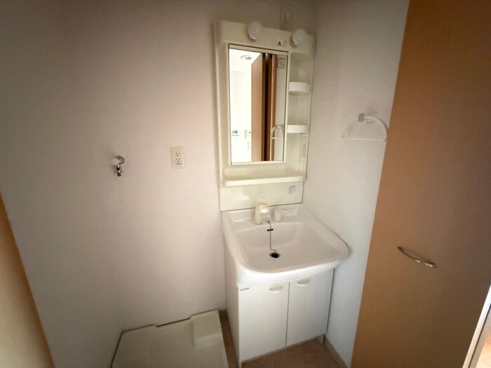 洗面 ＡＸＩＳ桜通内山