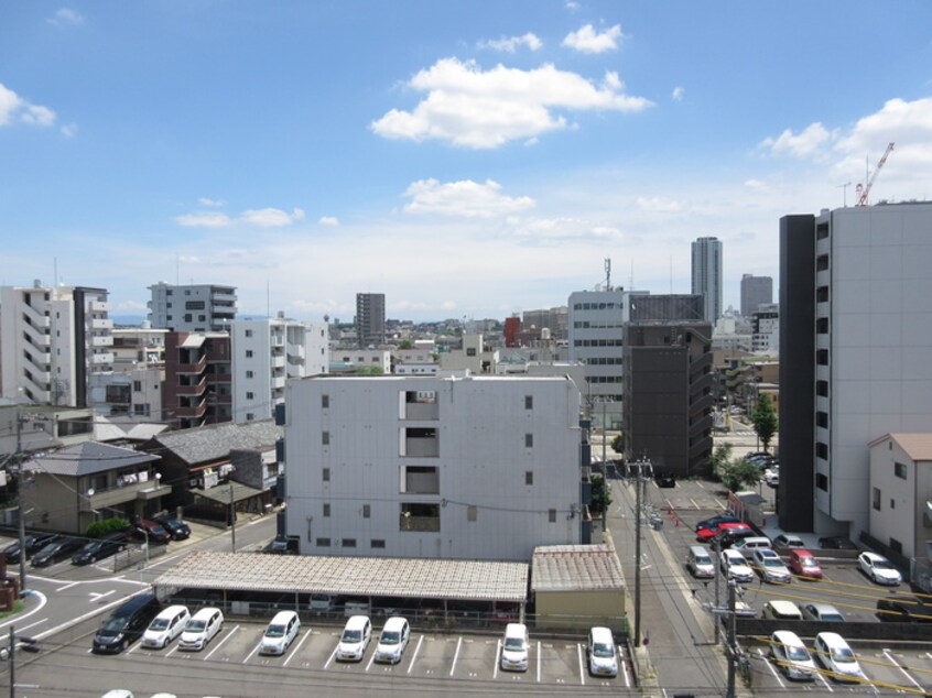 室内からの展望 ＡＸＩＳ桜通内山