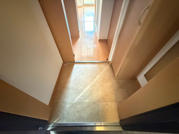 玄関 ＡＸＩＳ桜通内山