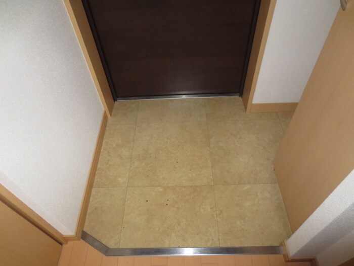 玄関 ＡＸＩＳ桜通内山